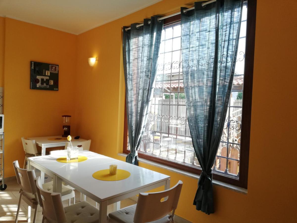 The Yellow House Fiumicino Exterior foto
