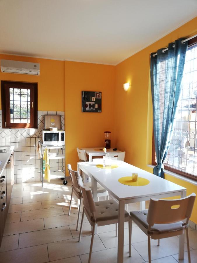 The Yellow House Fiumicino Exterior foto